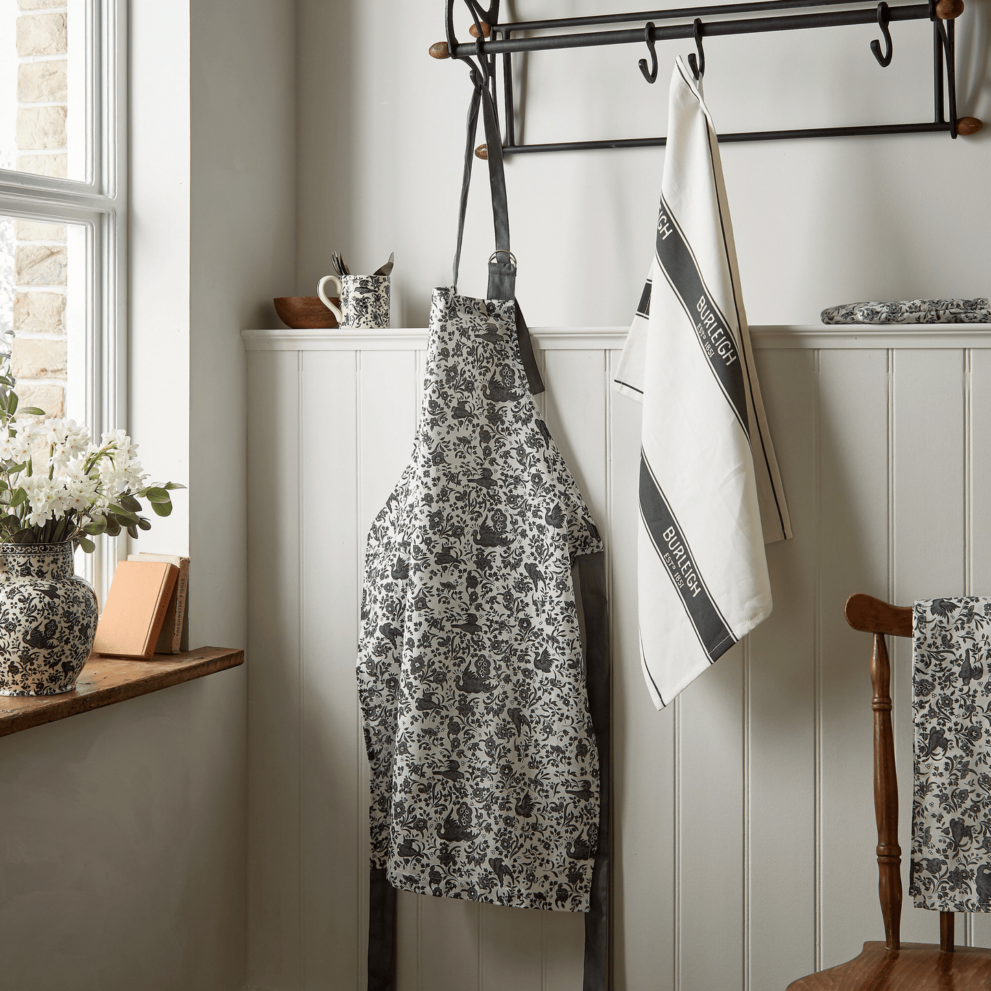 Burleigh x Bedeck of Belfast Charcoal and White Regal Peacock Apron
