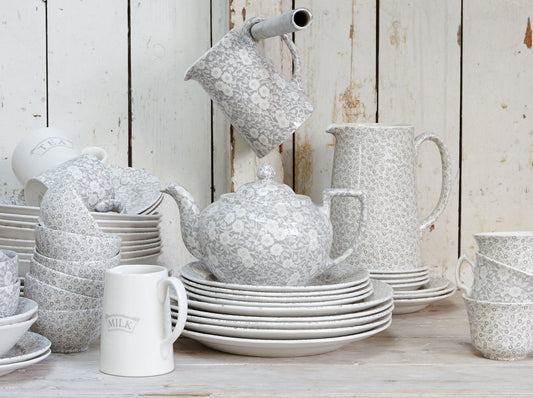 Setting the Perfect Christmas Table