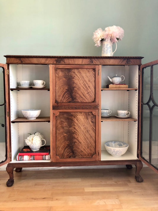 The Finishing Touch, from Burleigh & Mended Willow