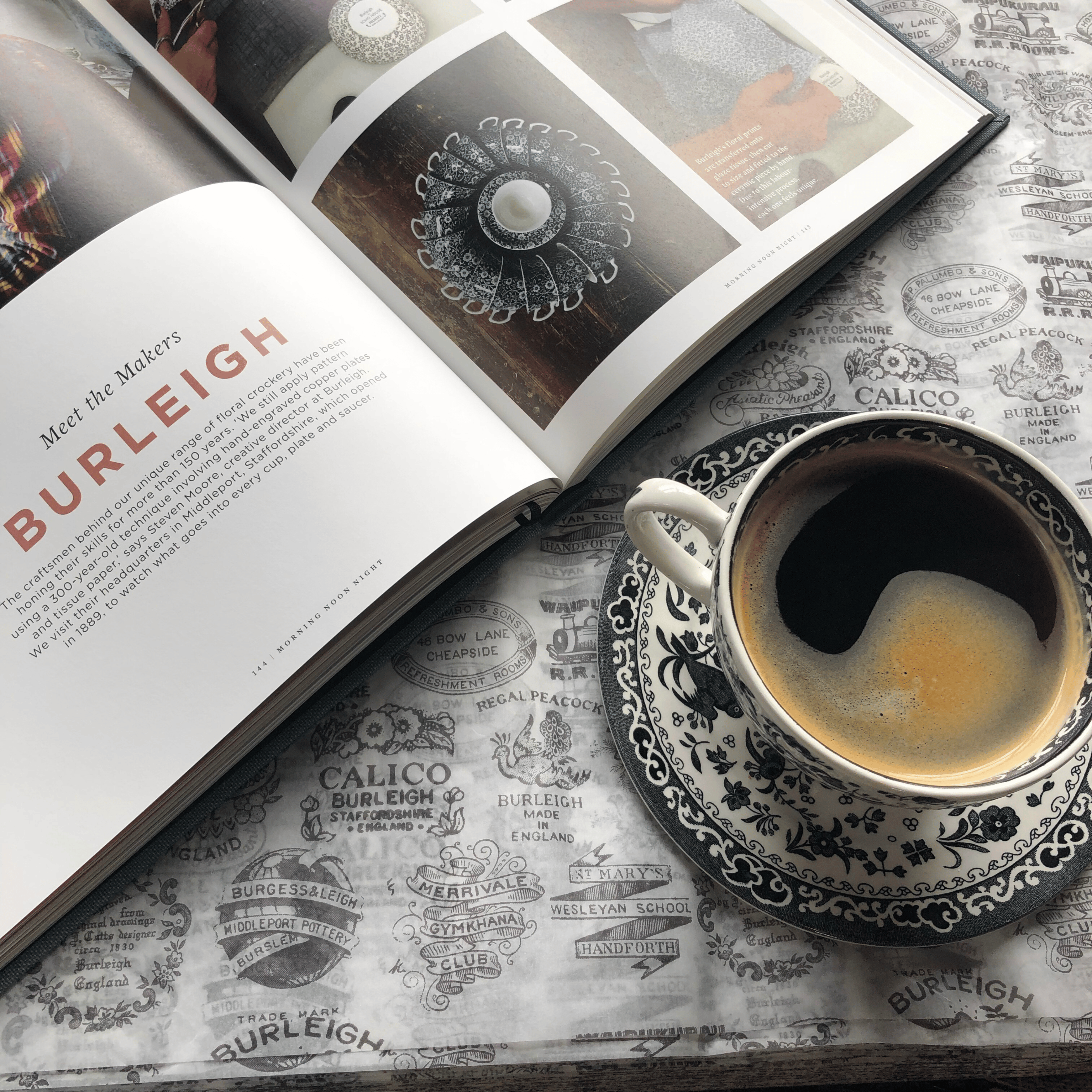 バーレイ Burleigh The Story of a Pottery 本 Burleigh Book: The Story Of A Pottery by Julie McKeown